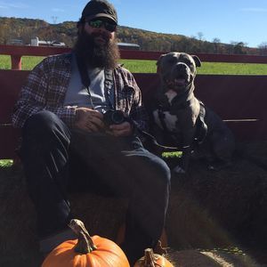 Meet your Posher, Larry